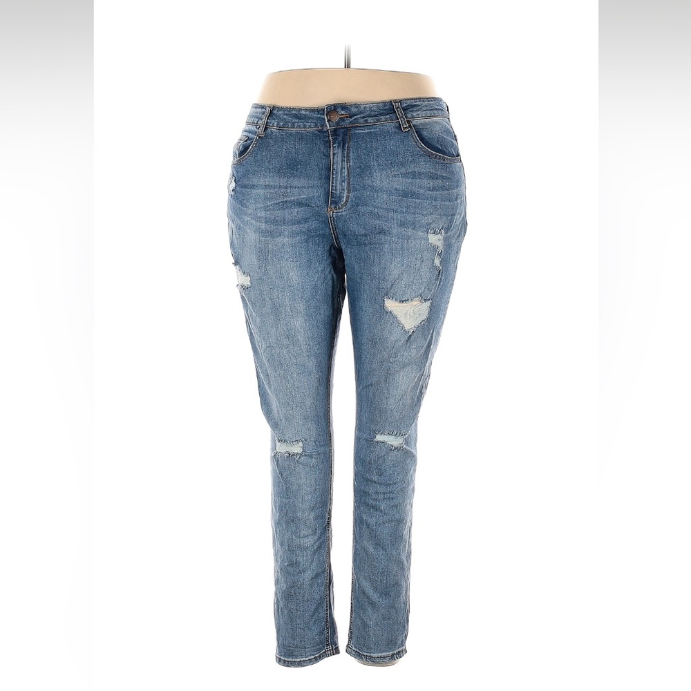 City Chic Distressed Boyfriend Jeans size 18